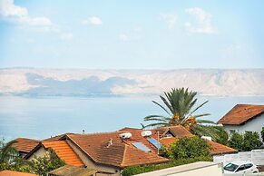 Sea of Galilee Lux Duplex by Sea N' Rent