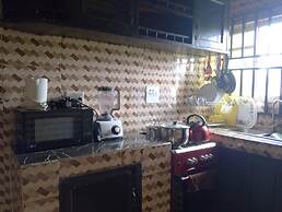 2 Bed - Sleeps 4 With Free Parking