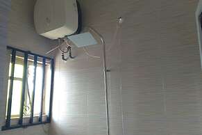 2 Bed - Sleeps 4 With Free Parking