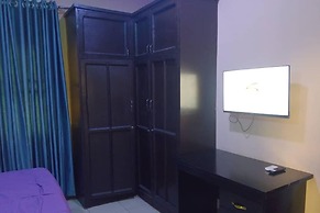 2 Bed - Sleeps 4 With Free Parking