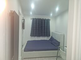 Blake Rainham Homestay