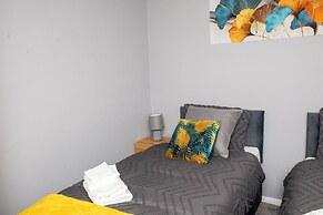 Corby-2 Bedroom-1bathroom-parking - Upto 5 Guests