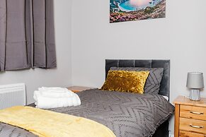 Corby-2 Bedroom-1bathroom-parking - Upto 5 Guests