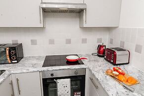 Corby-2 Bedroom-1bathroom-parking - Upto 5 Guests