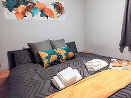 Corby-2 Bedroom-1bathroom-parking - Upto 5 Guests