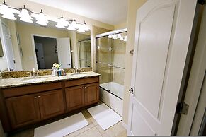 Upstay Family Home w Private Pool Resort Access