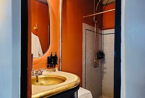 w Prestigious Duplex w Perfect Deco in Poblado