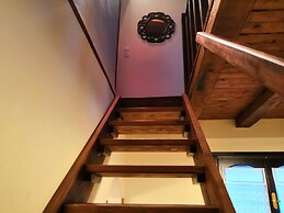 Luxury Mansion in Pelion Hills