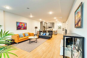 Walk to Journal Square: Modern Apt ~ 4 Mi to Nyc!