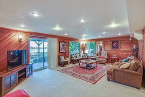 Lakefront Home w/ Fire Pit, Dock in Kent!