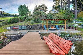 Lakefront Home w/ Fire Pit, Dock in Kent!