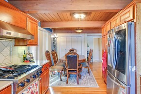 Lakefront Home w/ Fire Pit, Dock in Kent!