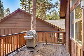 Family-friendly Lake Tahoe Home: 4 Blocks to Beach