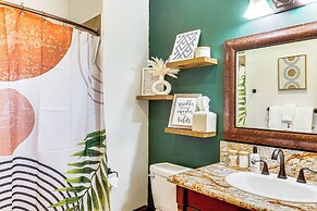 Family-friendly Lake Tahoe Home: 4 Blocks to Beach