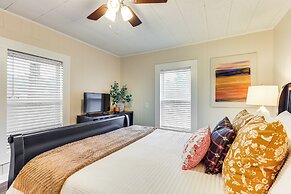 Downtown Heflin Cottage w/ Deck & Fire Pit!
