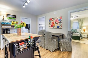 Downtown Heflin Cottage w/ Deck & Fire Pit!