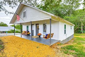 Downtown Heflin Cottage w/ Deck & Fire Pit!