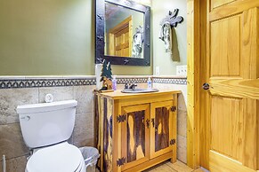 Secluded Iowa Home Near Hiking & Fishing!