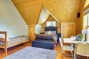 Secluded Iowa Home Near Hiking & Fishing!