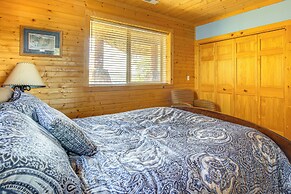Secluded Iowa Home Near Hiking & Fishing!