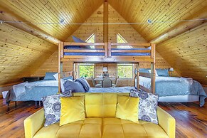Secluded Iowa Home Near Hiking & Fishing!