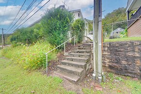 Near Kanawha River: Unique Renovated Home w/ Yard!