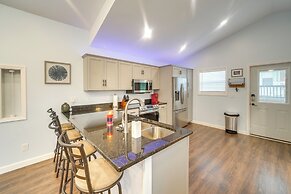 Near Kanawha River: Unique Renovated Home w/ Yard!