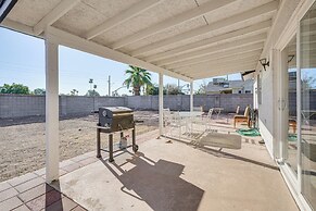 8 Mi to State Farm Stadium: Glendale Home w/ Grill