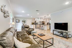 Walk to Texas A&m: College Station Home w/ Yard!