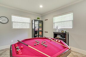 Walk to Texas A&m: College Station Home w/ Yard!