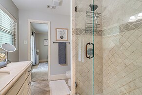 Walk to Texas A&m: College Station Home w/ Yard!