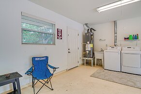 Walk to Texas A&m: College Station Home w/ Yard!