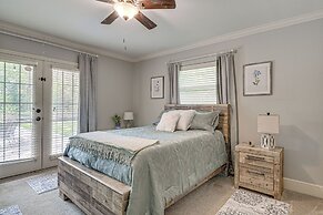 Walk to Texas A&m: College Station Home w/ Yard!