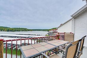 'lake It Easy' Waterfront Ozarks Condo w/ Balcony!