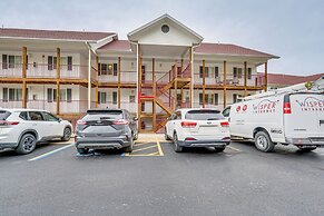 'lake It Easy' Waterfront Ozarks Condo w/ Balcony!