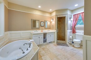 Fire Pit, Large Yard: Midtown Columbus Bungalow!