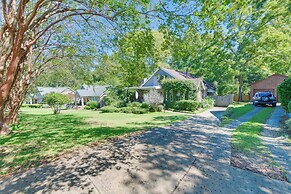 Fire Pit, Large Yard: Midtown Columbus Bungalow!