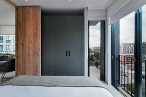 w Spectacular Loft w Balcony in El Nogal