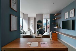 w Spectacular Loft w Balcony in El Nogal