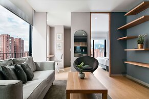 w Spectacular Loft w Balcony in El Nogal