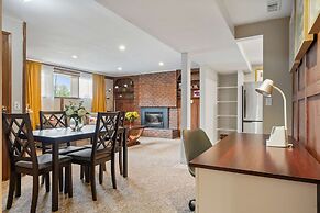 NEW Near Golf Yoga Classes Private Suite Wine