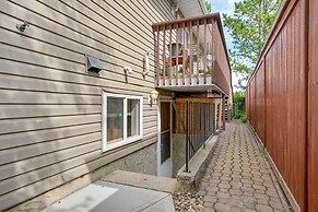 NEW Near Golf Yoga Classes Private Suite Wine