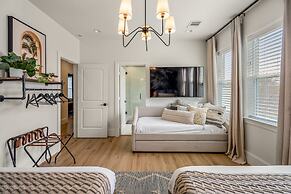 The Green Haus Luxxe Cabana Rooftop Retreat