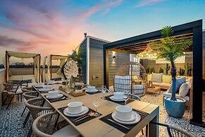 The Green Haus Luxxe Cabana Rooftop Retreat