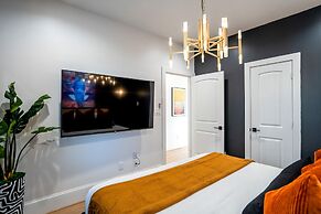 The Green Haus Luxxe Cabana Rooftop Retreat