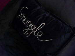 Beautiful House Off-road Free Parking