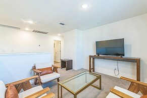 Peaceful Retreat Near Stockton Waterfront 4 Bedroom Home