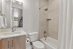 Desert Family Fun 4 Bedroom Townhouse