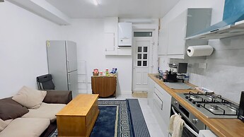 Mcrshared House-big Bedroom Sleeps 3