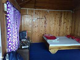 Goroomgo Pink Floyed Homestay Kalimpong